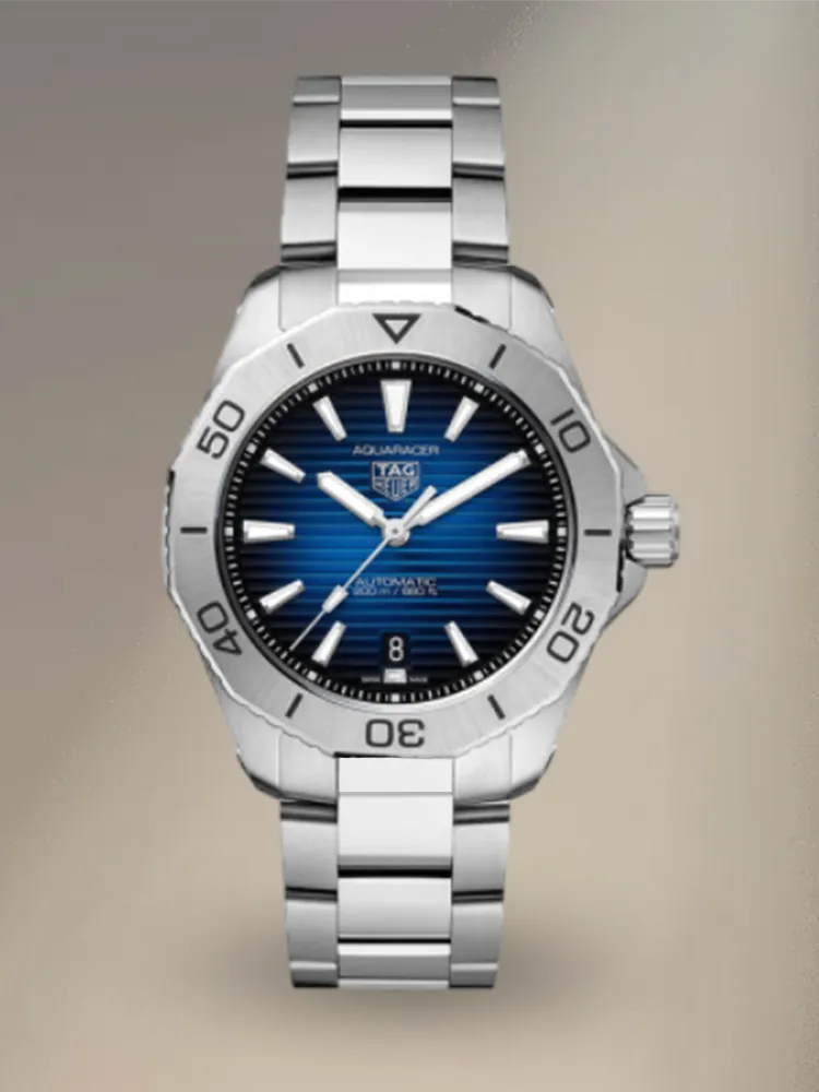 TAG Heuer Aquaracer Professional 200 Front