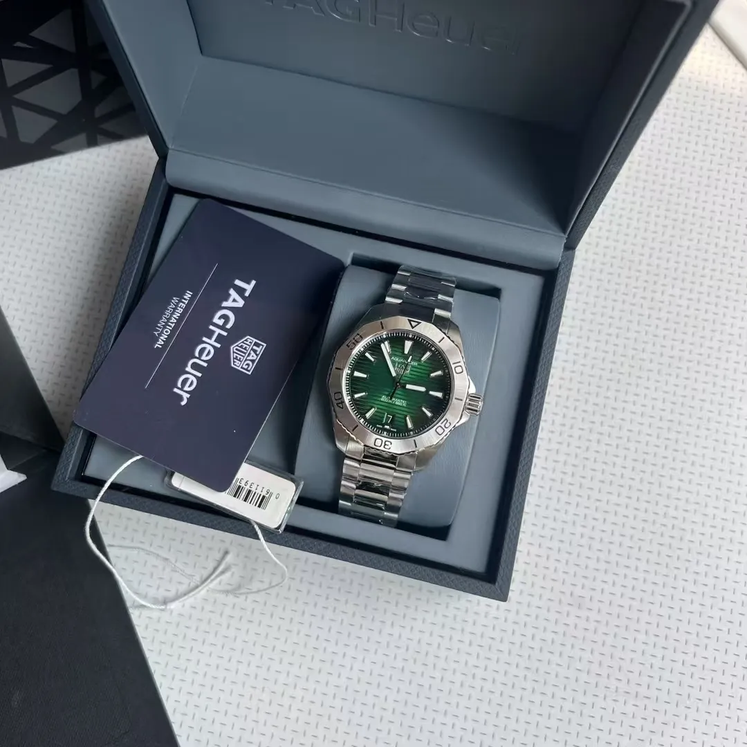 TAG Heuer Aquaracer Professional 200 Green Automatic Watch 40mm front
