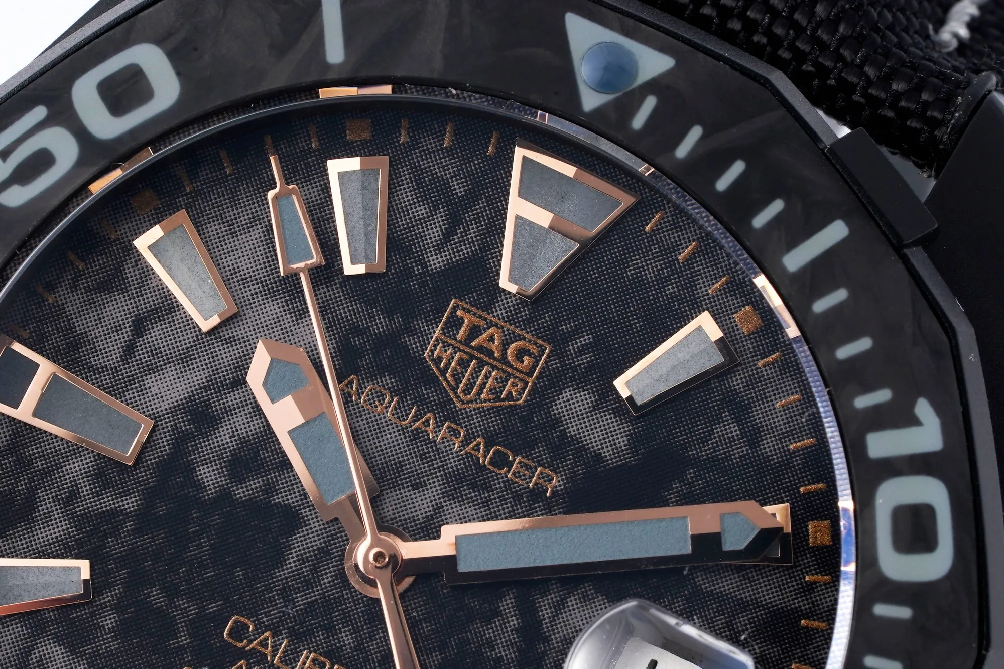 Tag Heuer Aquaracer Calibre 5 Automatic 41 mm Watch detail