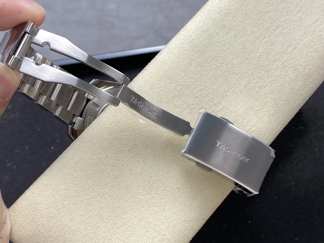 TAG Heuer Aquaracer GMT Automatic, 43 mm, Steel WAY201F.BA0927 buckle