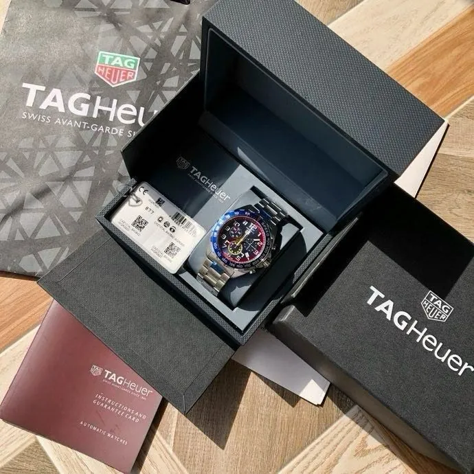 TAG Heuer Formula 1 Chronograph x Red Bull Racing Quartz 43 mm box