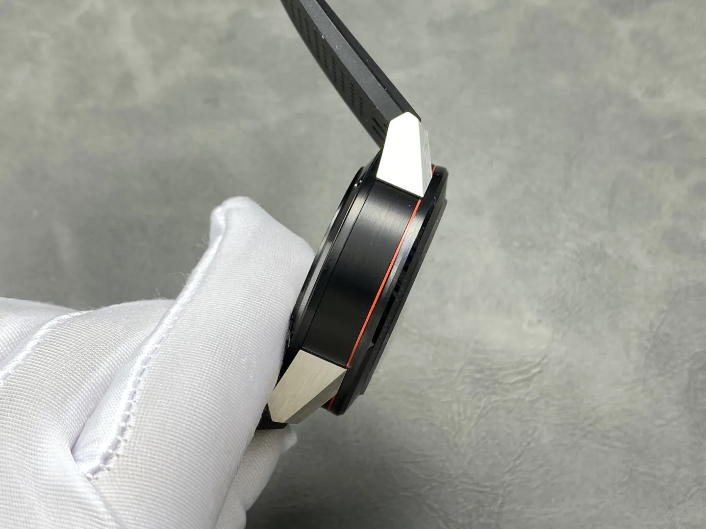 TAG Heuer Carrera Calibre Heuer 01 Automatic Skeleton Dial Men's Watch side