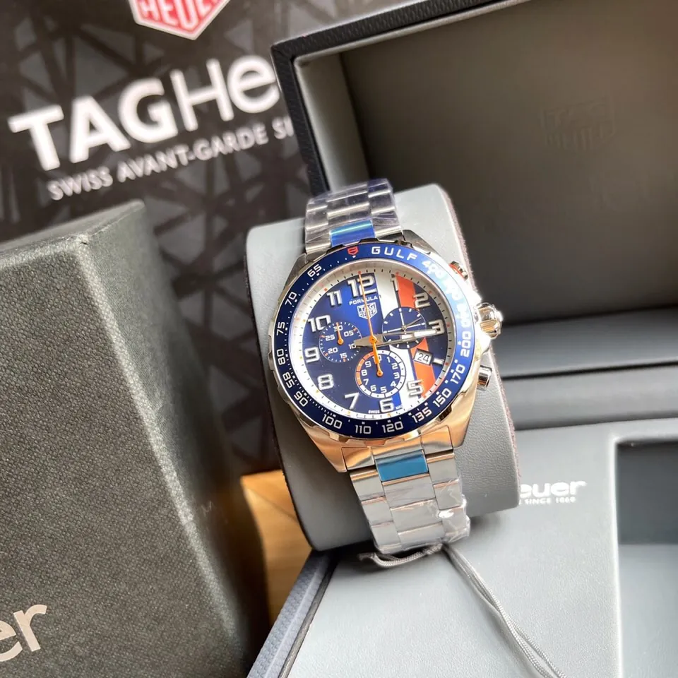 TAG Heuer Formula 1 Gulf Special Edition details