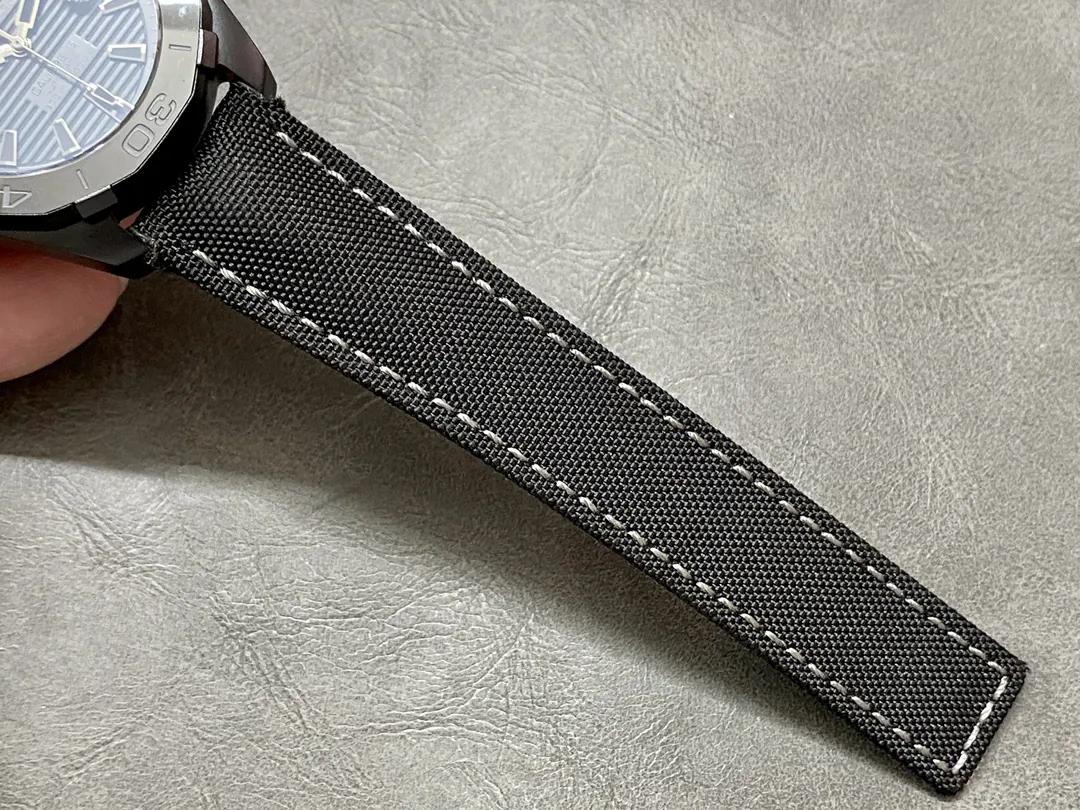 TAG Heuer Aquaracer Special Edition 41 mm Watch band