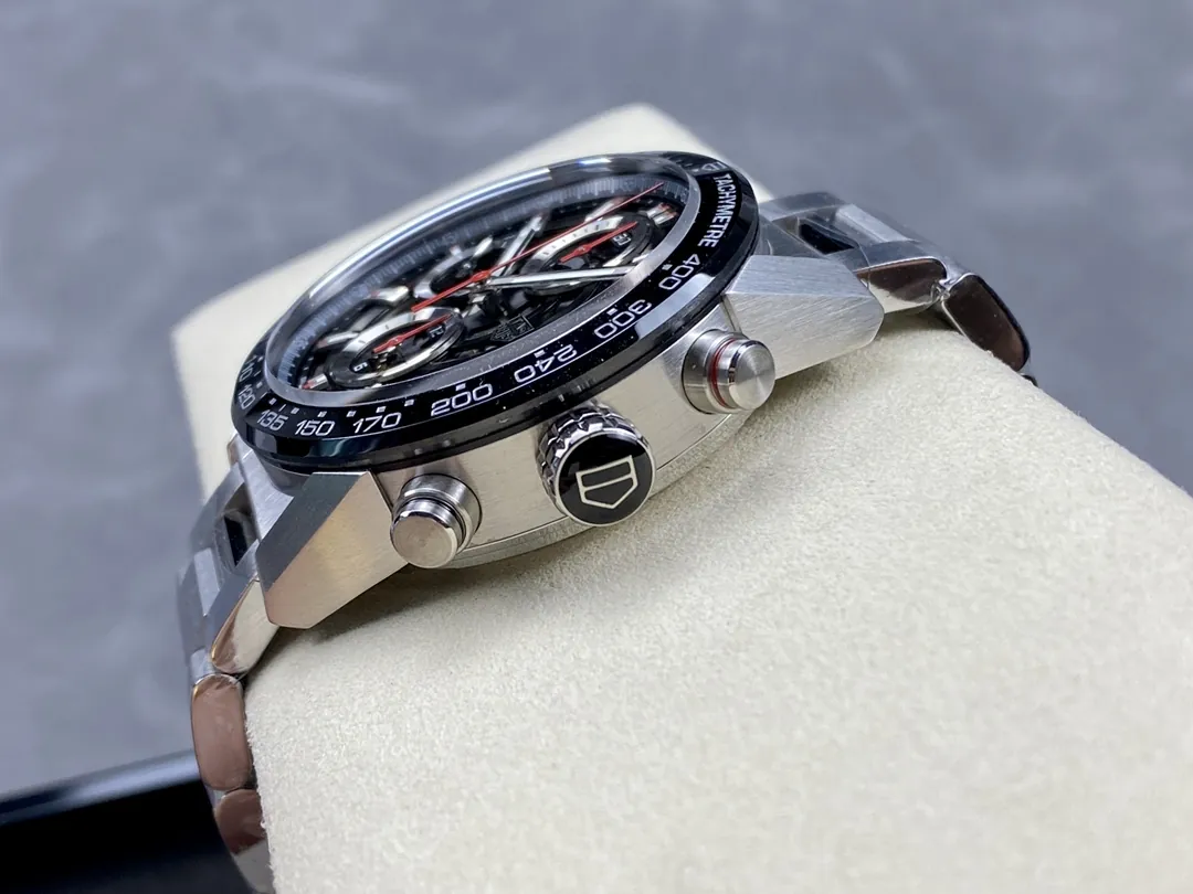 Tag Heuer Carrera Calibre Heuer 01 Automatic Chronograph 43mm right