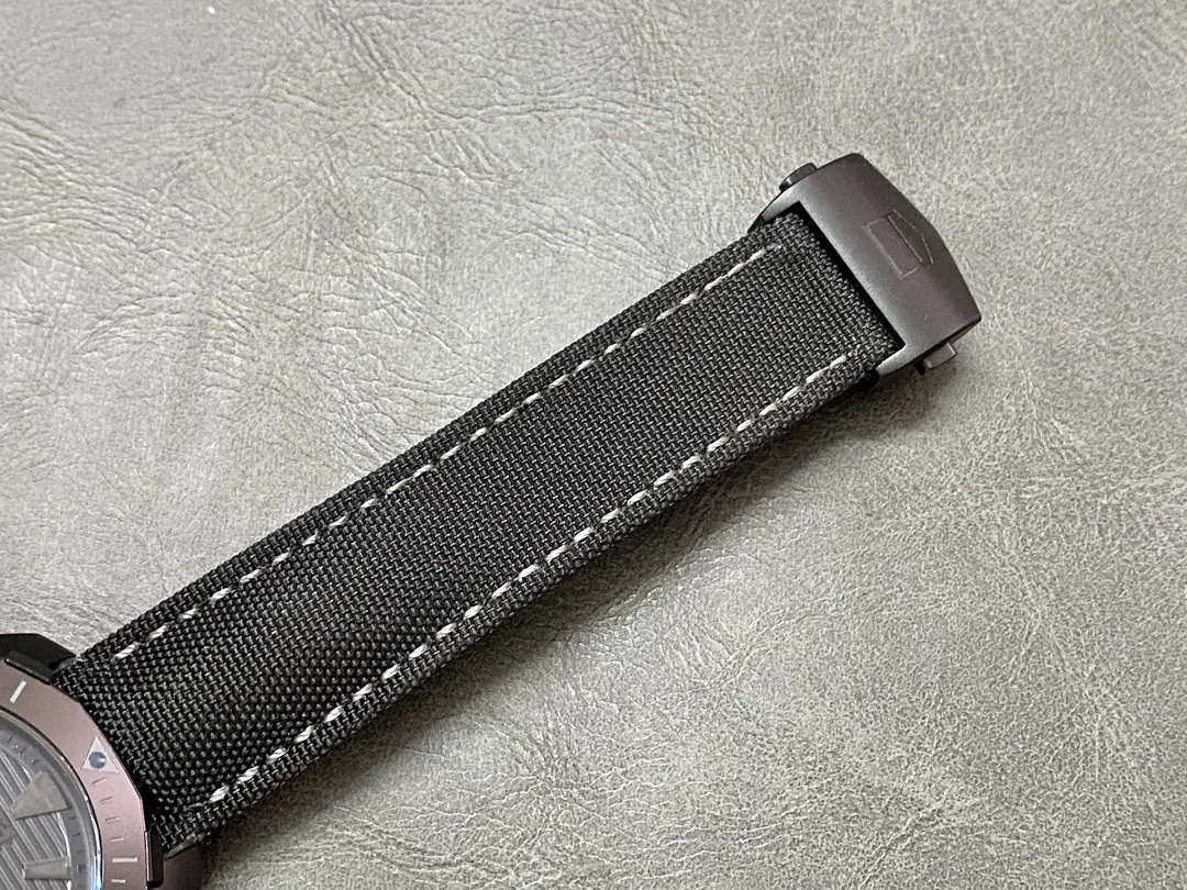 TAG Heuer Aquaracer Special Edition 41 mm Watch buckle