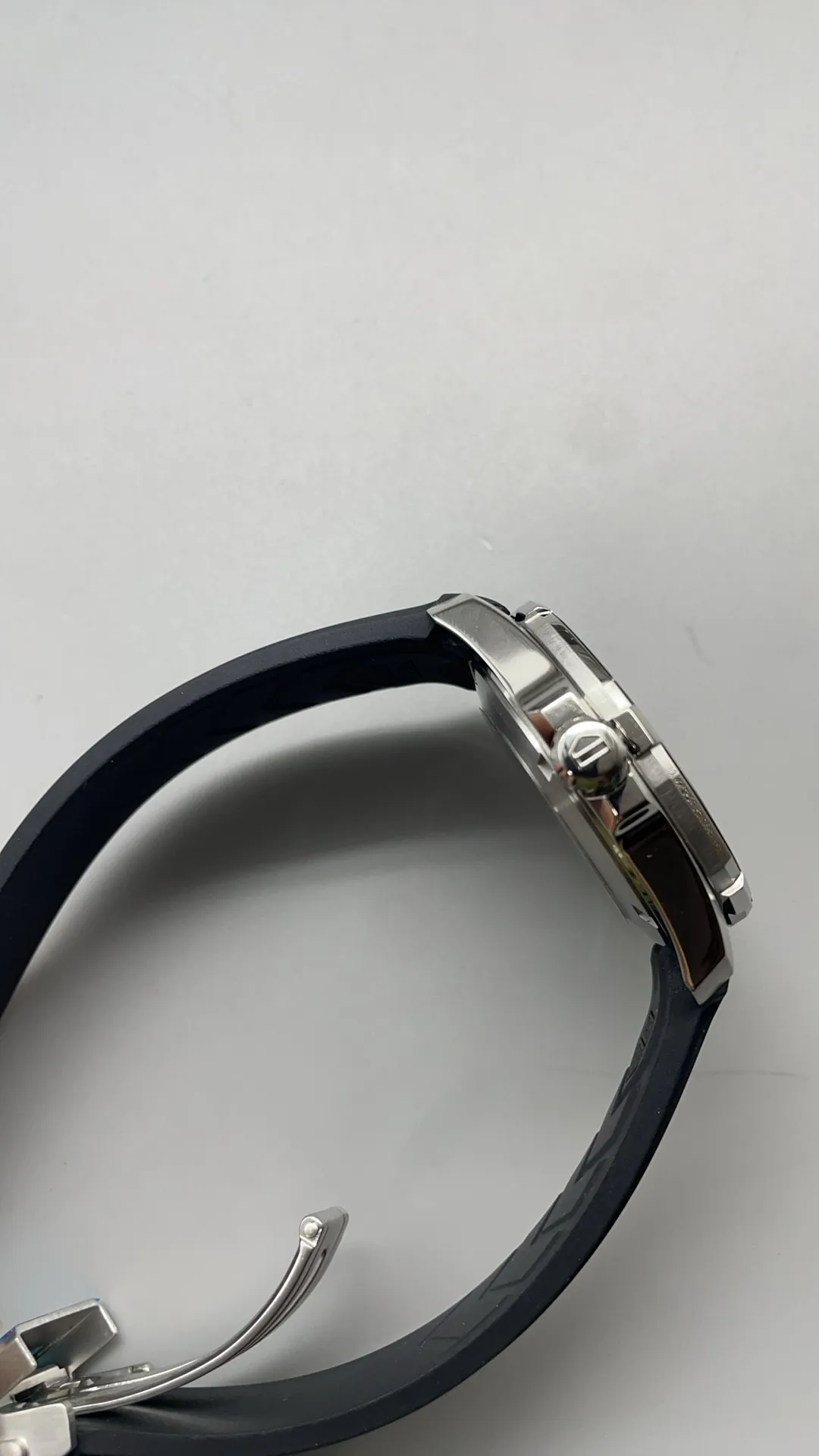 TAG Heuer Aquaracer WAY101A.FT6141 Quartz 43MM Replica Watch crown
