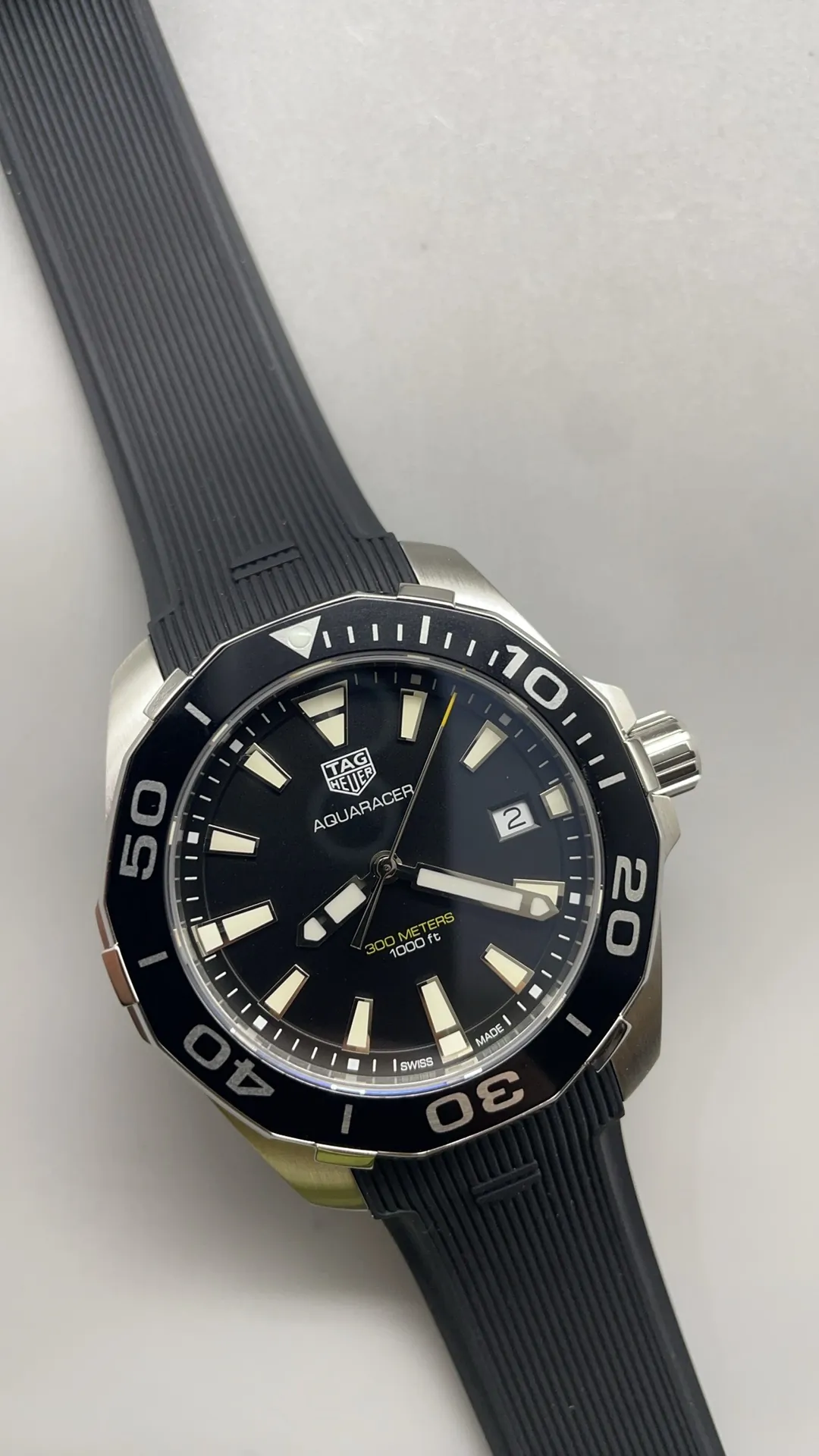 TAG Heuer Aquaracer WAY101A.FT6141 Quartz 43MM Replica Watch detail