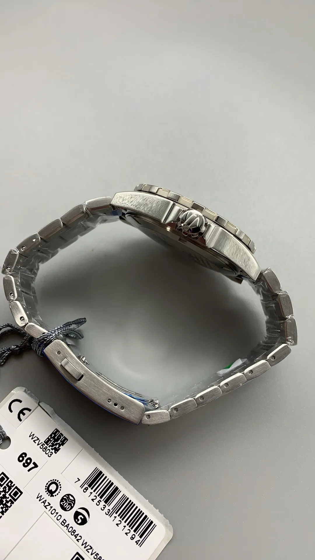 TAG Heuer Formula 1 Date WAZ1010.BA0842 43MM Replica Watch crown