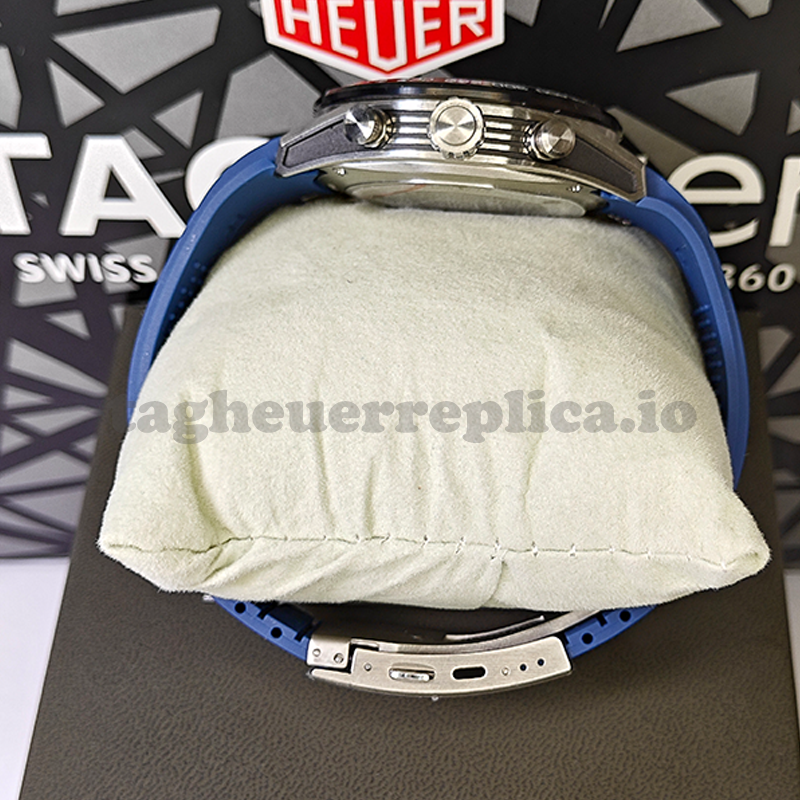 Replica TAG Heuer Carrera CBU2081.FT6274 44mm Extreme Sport Skeleton Titanium TH20-00 Automatic Chronograph Watch - Crown
