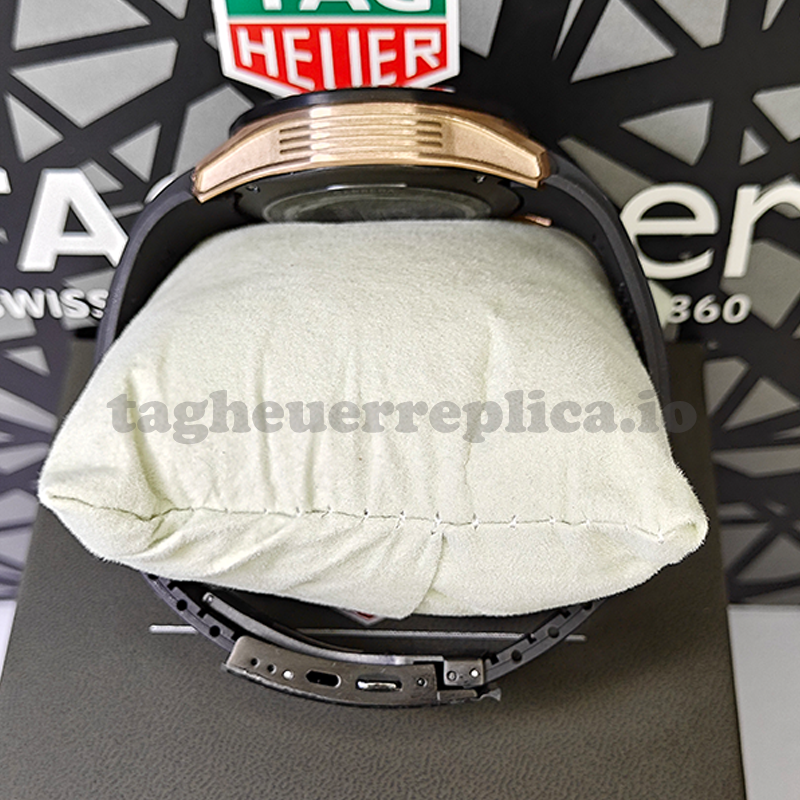 Replica TAG Heuer Carrera CBU2050.FT6273 44mm Rose Gold Skeleton TH20-00 Movement Extreme Sport Men Watch - Case Side View

