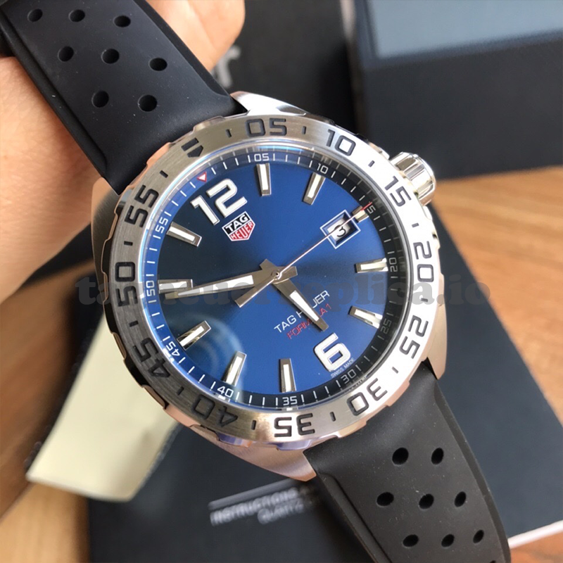 Replica TAG Heuer Formula 1 WAZ1118.FT8023 44mm Blue Sunburst Dial - Front 4
