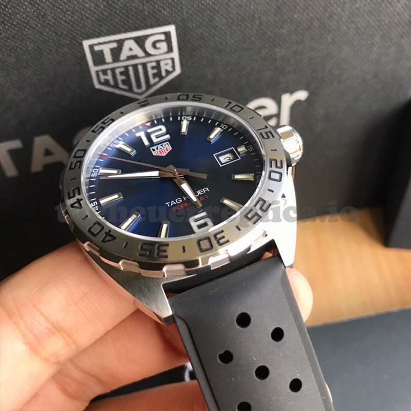 Replica TAG Heuer Formula 1 WAZ1118.FT8023 44mm Blue Sunburst Dial - Front 5
