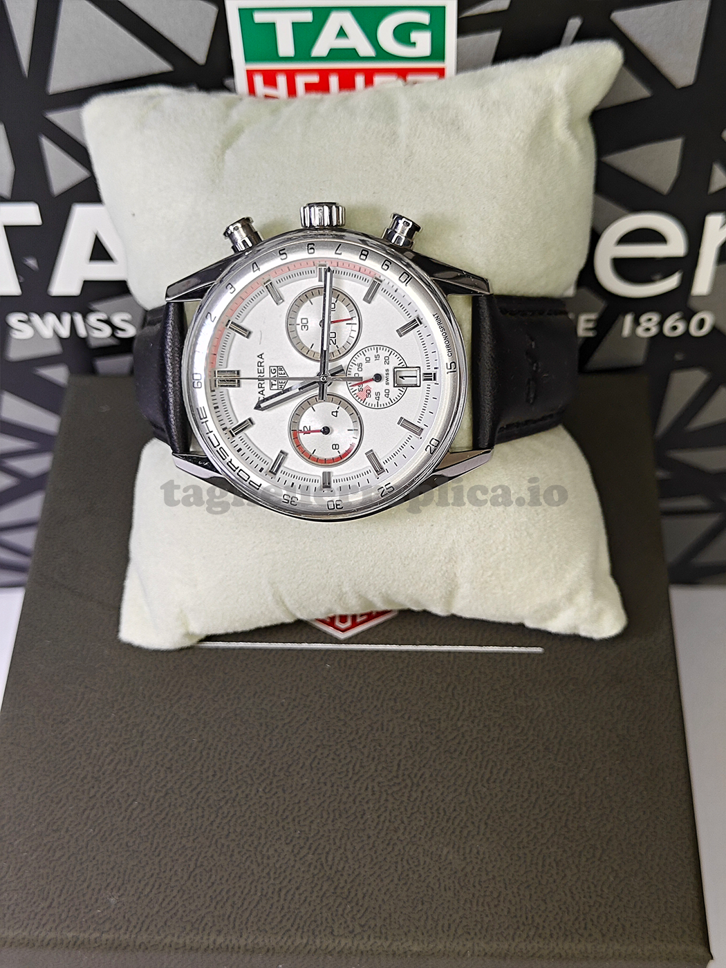 Replica TAG Heuer Formula 1 CBS2011.FC6529 42mm Silver Grain Dial - Front 3
