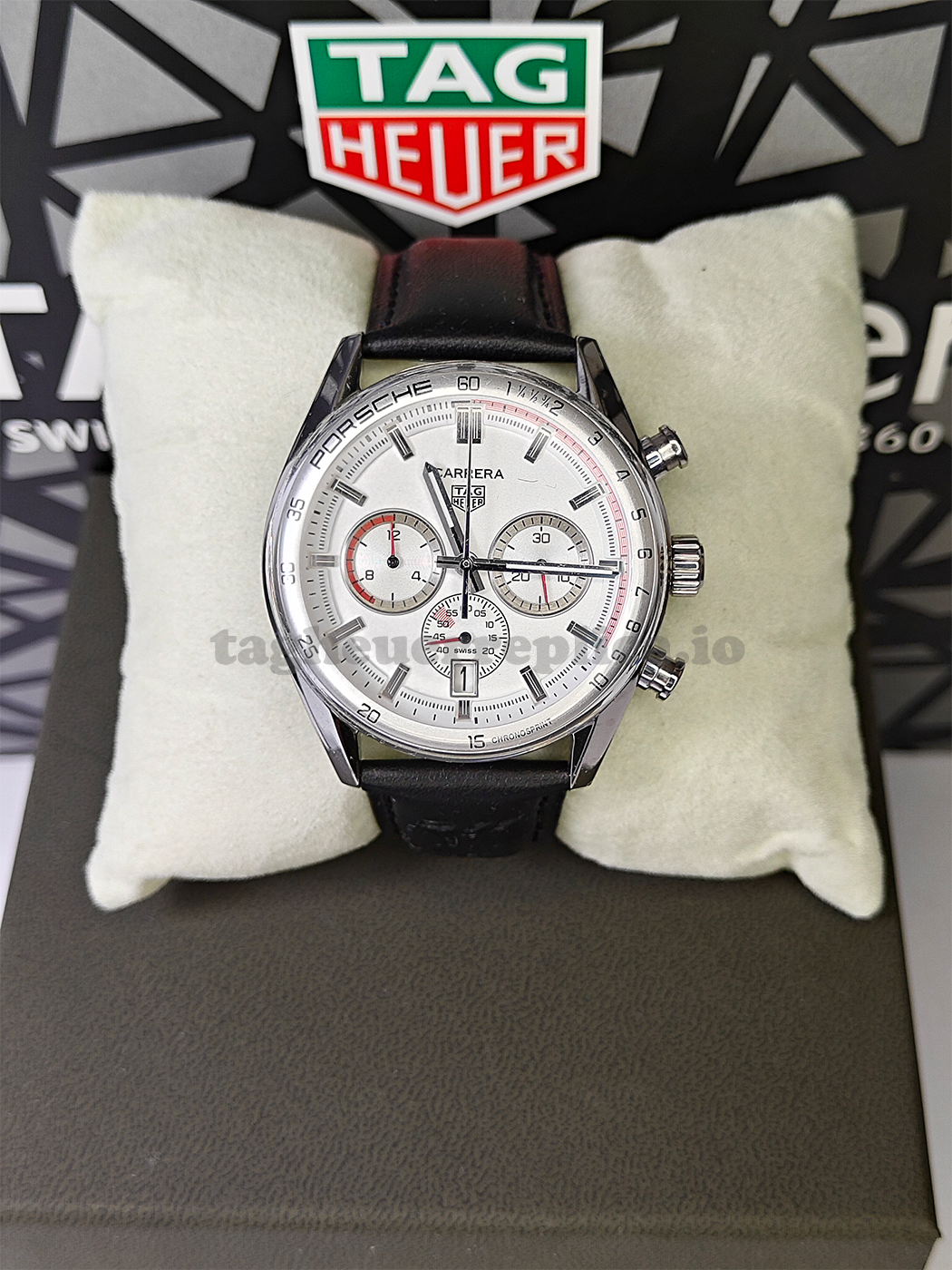 Replica TAG Heuer Formula 1 CBS2011.FC6529 42mm Silver Grain Dial - Front 1

