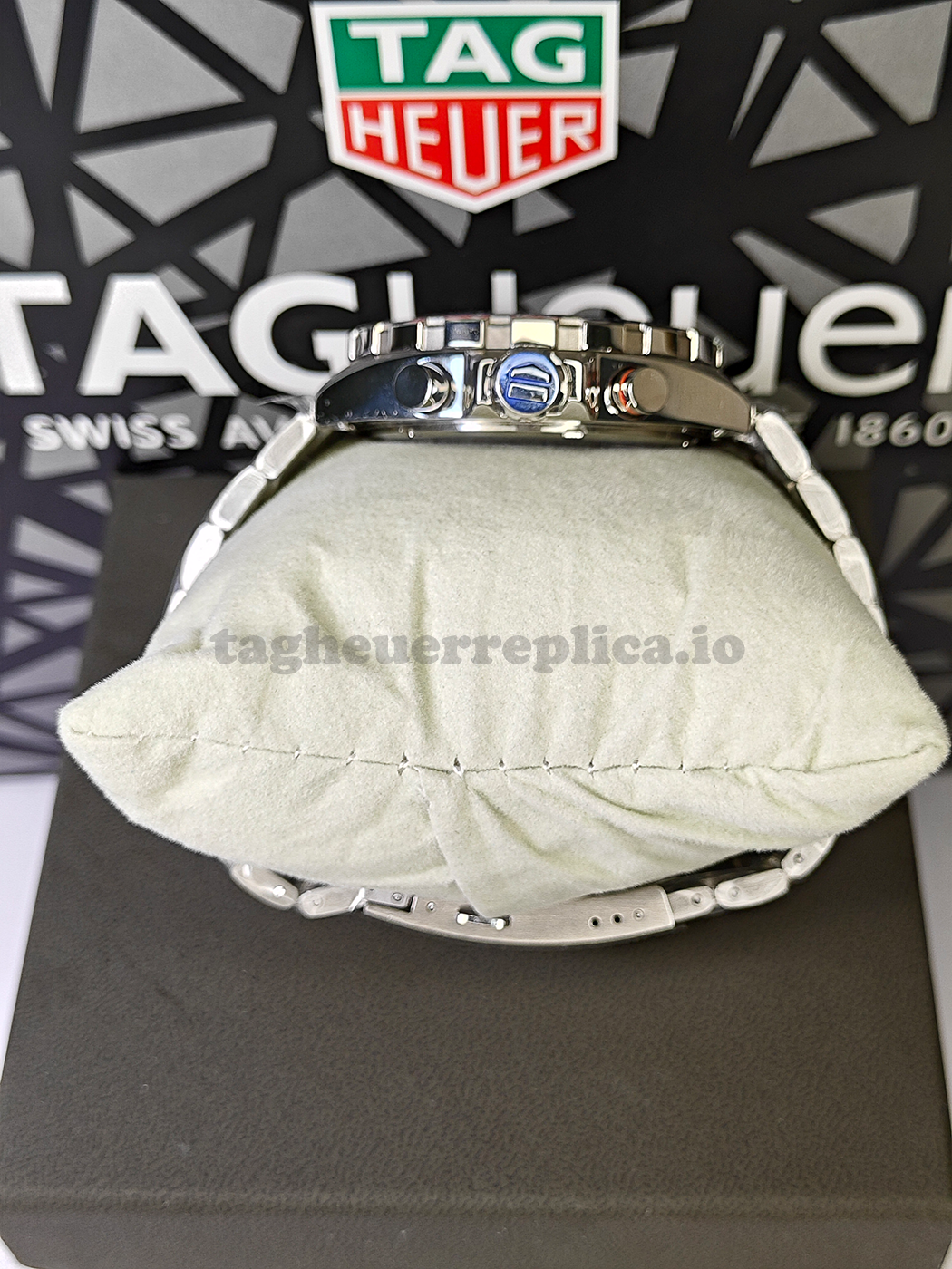 Replica TAG Heuer Formula 1 CAZ201G.BA0876 44mm Blue Sunburst Dial - Crown
