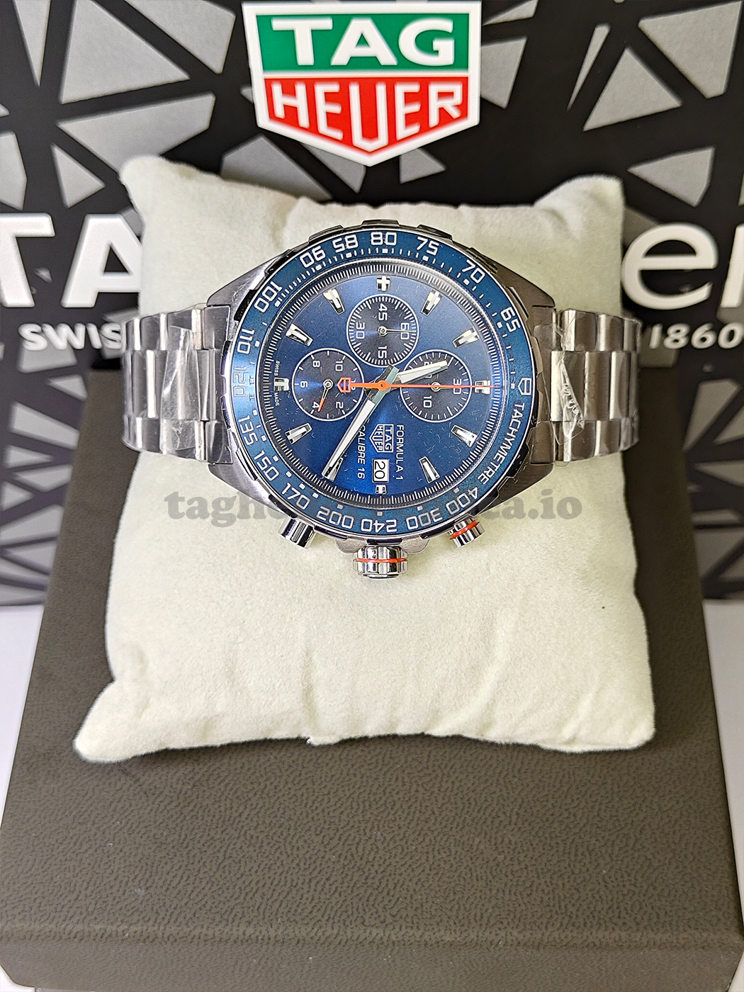 Replica TAG Heuer Formula 1 CAZ201G.BA0876 44mm Blue Sunburst Dial - Front 4
