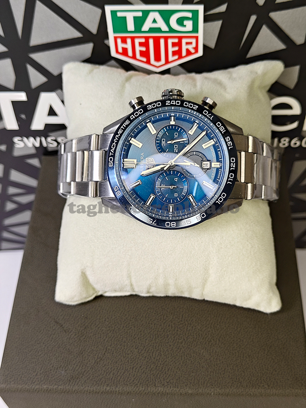 Replica TAG Heuer Carrera CBN2A1A.BA0643 44mm Blue Brushed Dial - Front 3
