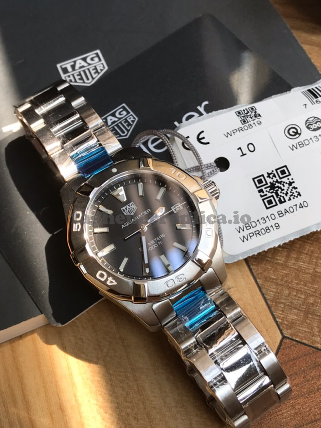 Replica TAG Heuer Aquaracer WBD1310.BA0740 32mm Black Sunray Dial - Front 2
